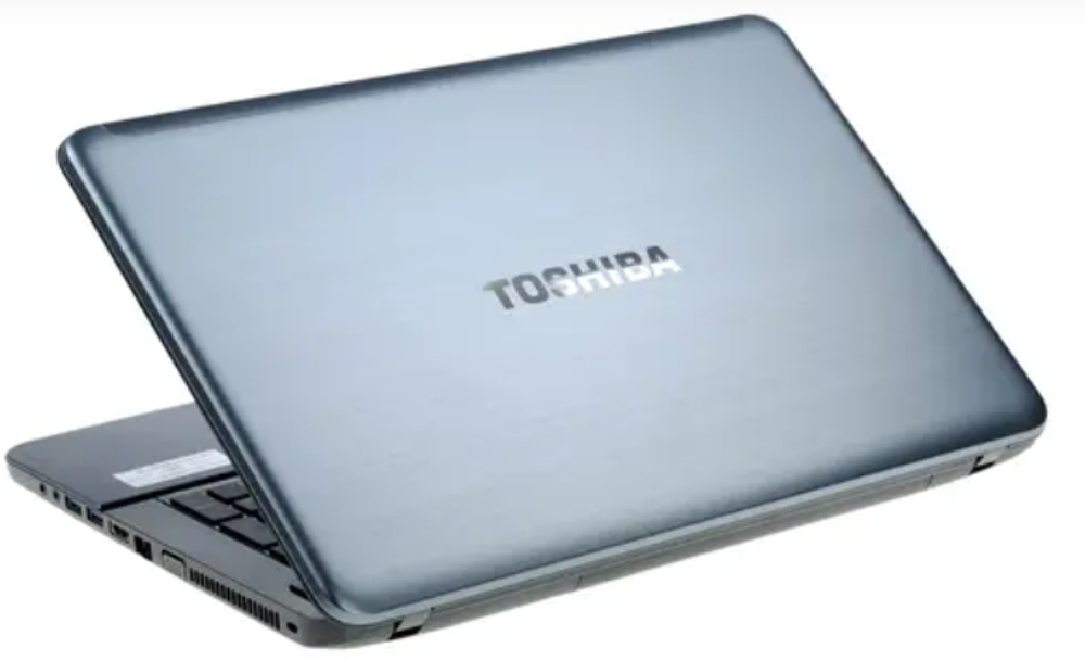 Ноутбук Toshiba Satelite L875-B4M