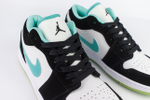 Кроссовки Nike Air Jordan 1 Low Wmns Wh. / Black / Mint