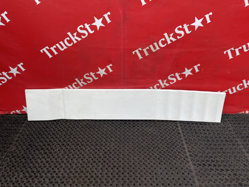 Спойлер боковой правый