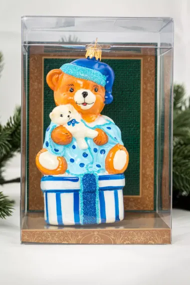 Елочное украшение Медведь на коробке светло-синий, стекло, 14 см., 1 шт., Витус (59214)