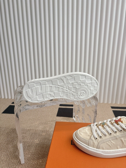 Louis Vuitton Lagoon Sneaker