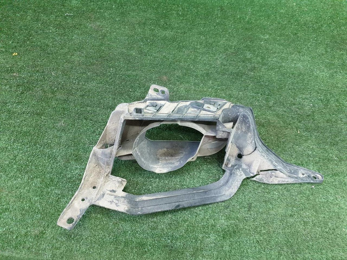 Насадка глушителя правая BMW X5 G05 (2018-2023)