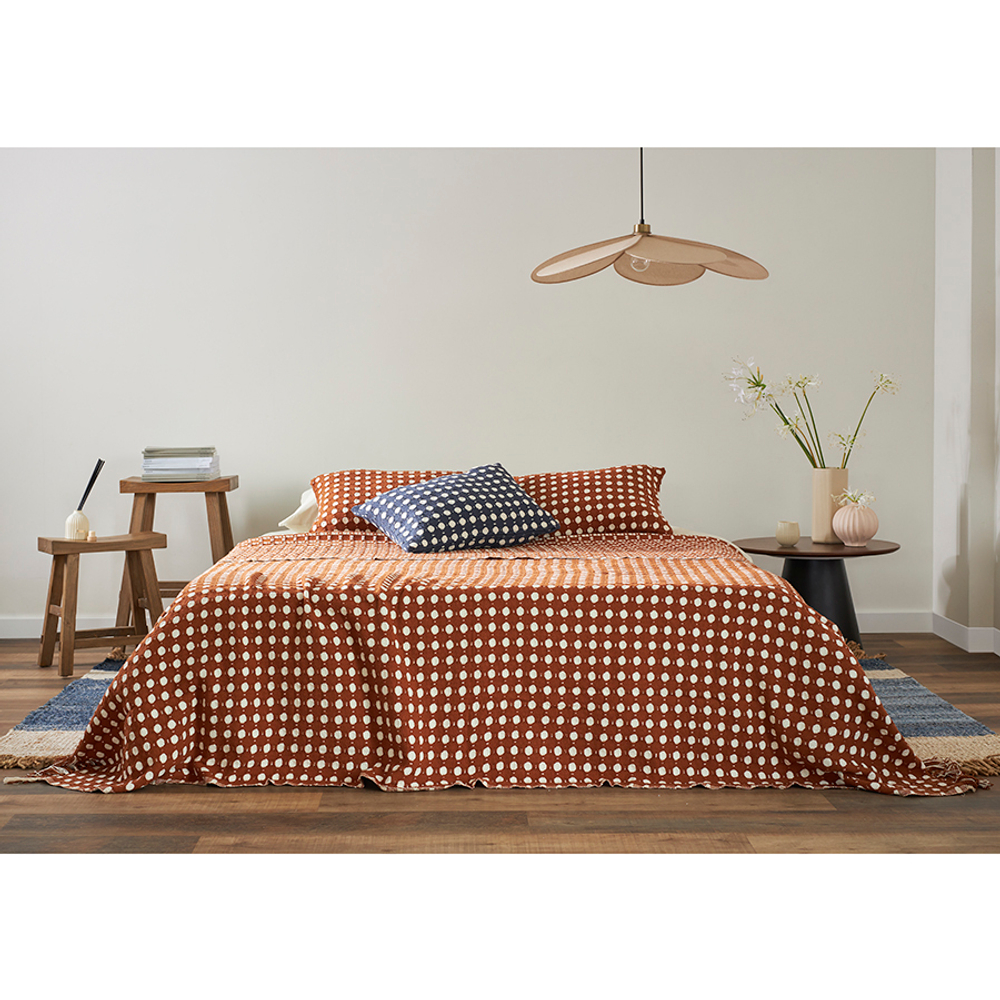 Покрывало из хлопка polka dots карамельного цвета из коллекции essential, 230х250 см