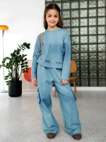 Спортивный костюм для девочки в школу