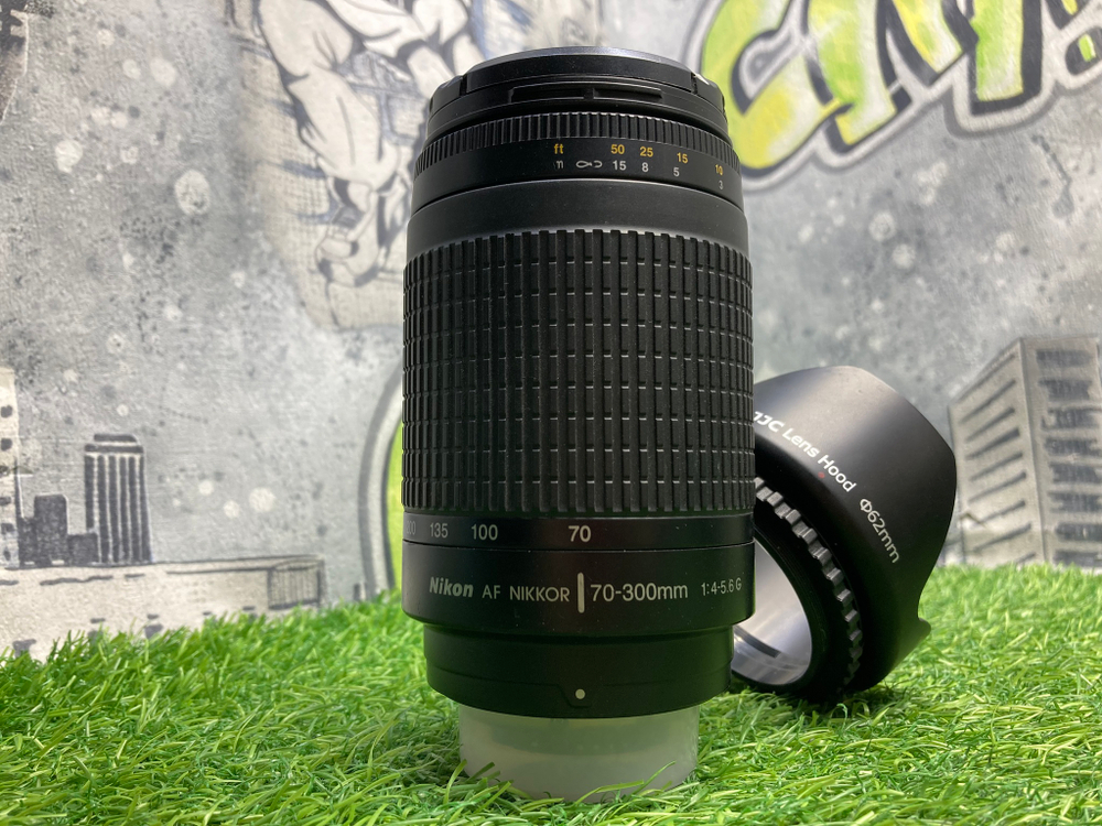 Nikon 70-300mm 4-5.6G Zoom-Nikkor