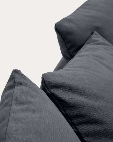 A cover designed to keep your Nora sofa in rand-new condition. Made from linen and cotton fabric, i