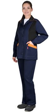 Костюмы женские