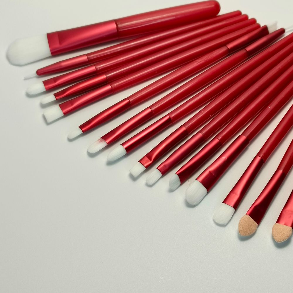 Набор Кистей 12-14 см. для Макияжа №3   - двадцать предметов