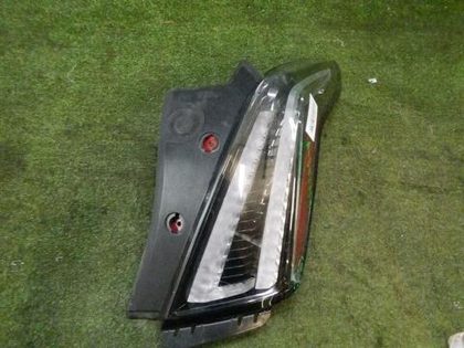 Фонарь правый Cadillac XT5 (2019-н.в.)