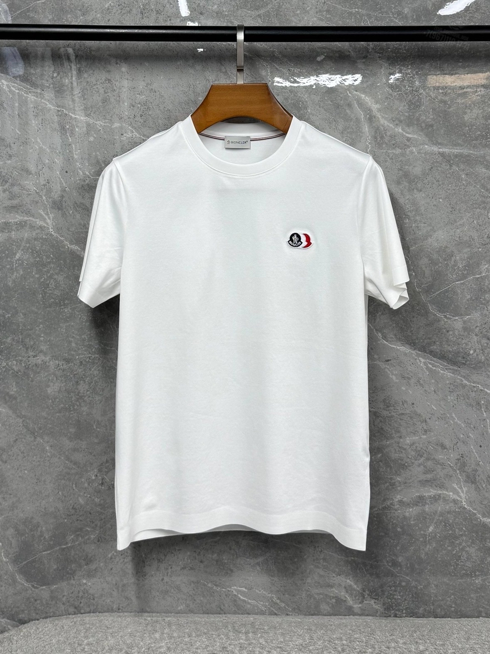 Футболка Moncler