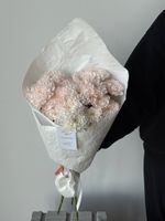 Букет - комплимент с хризантемой в персиковом оттенке 3 шт