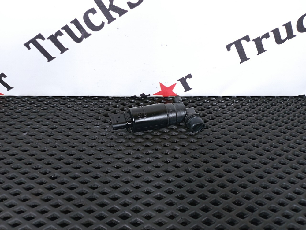 Насос омывателя фар 2020г.