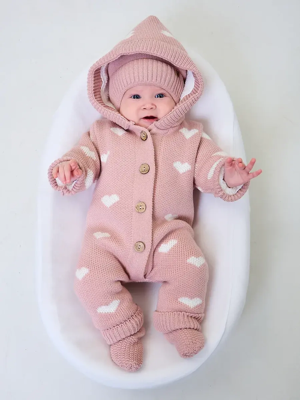 Конверт на выписку для новорожденных на меху