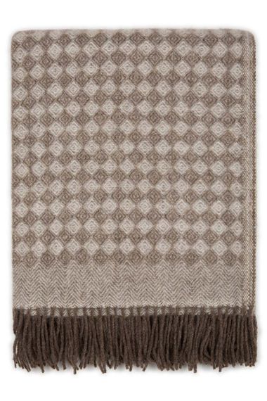 Плед SAGA 7-05 из шерсти монгольских ягнят LITVILAS