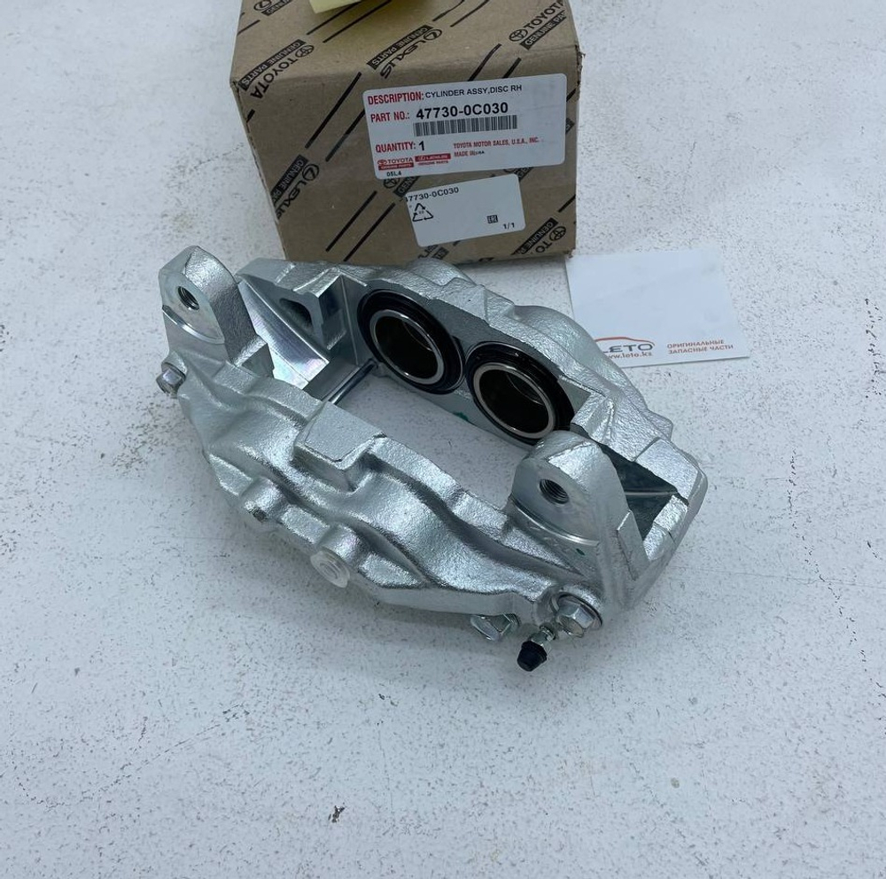 Суппорт тормозной передний правый 47730-0C030 477300C030