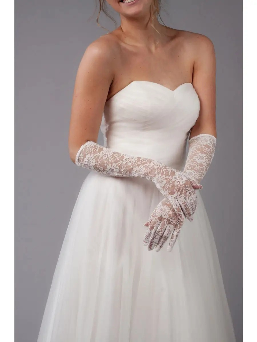 Перчатки гипюровые длинные белые