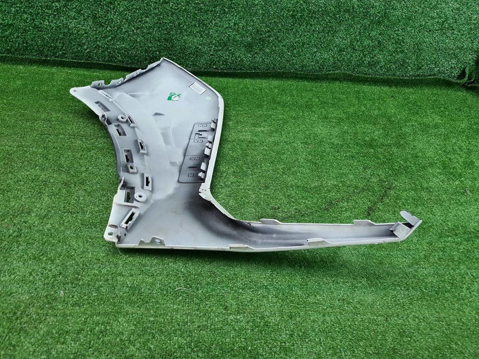 Накладка бампера левая Geely Atlas 2 (2023-н.в.)