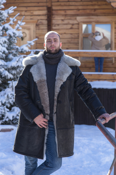 Тулуп из натуральной овчины с длинным волосом, темный