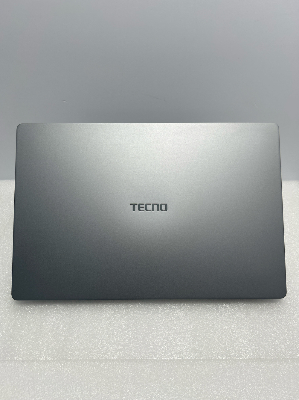 Ноутбук Tecno MEGABOOK T15DA (4894947004988) 15.6"/AMD Ryzen 7 5800U/RAM 16GB/SSD 512GB/AMD Radeon Graphics/1920*1080/IPS/DOS/Подсветка кл-ры: LED/серый космос. Состояние: A1