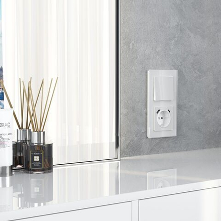 Выключатель одноклавишный (белый акрил)