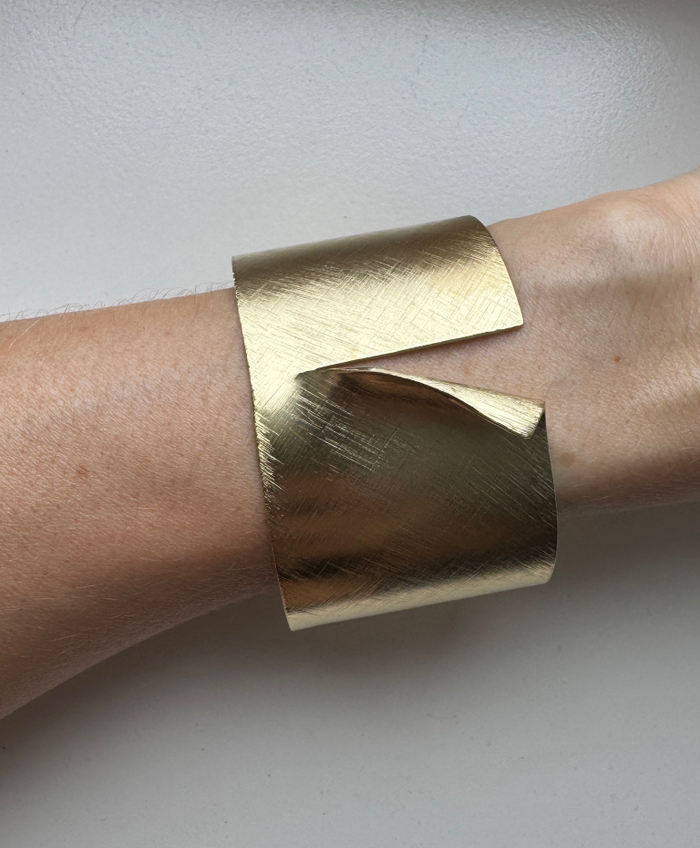 Браслет РВАНЫЙ gold