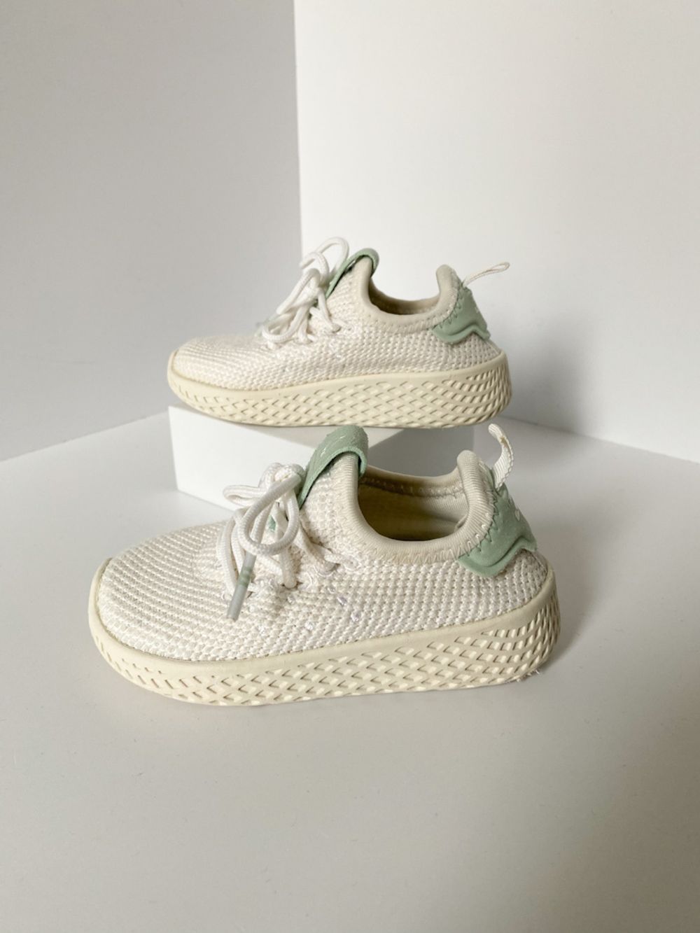 Кроссовки Adidas, 20