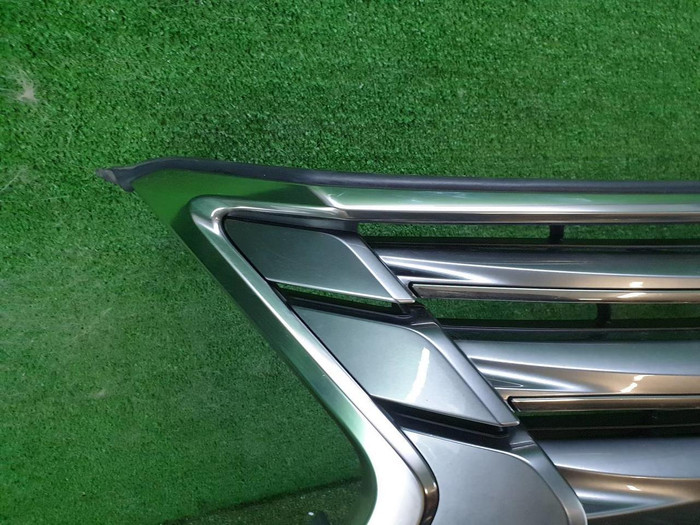 Решетка радиатора Lexus LX 3 (2015-2023)