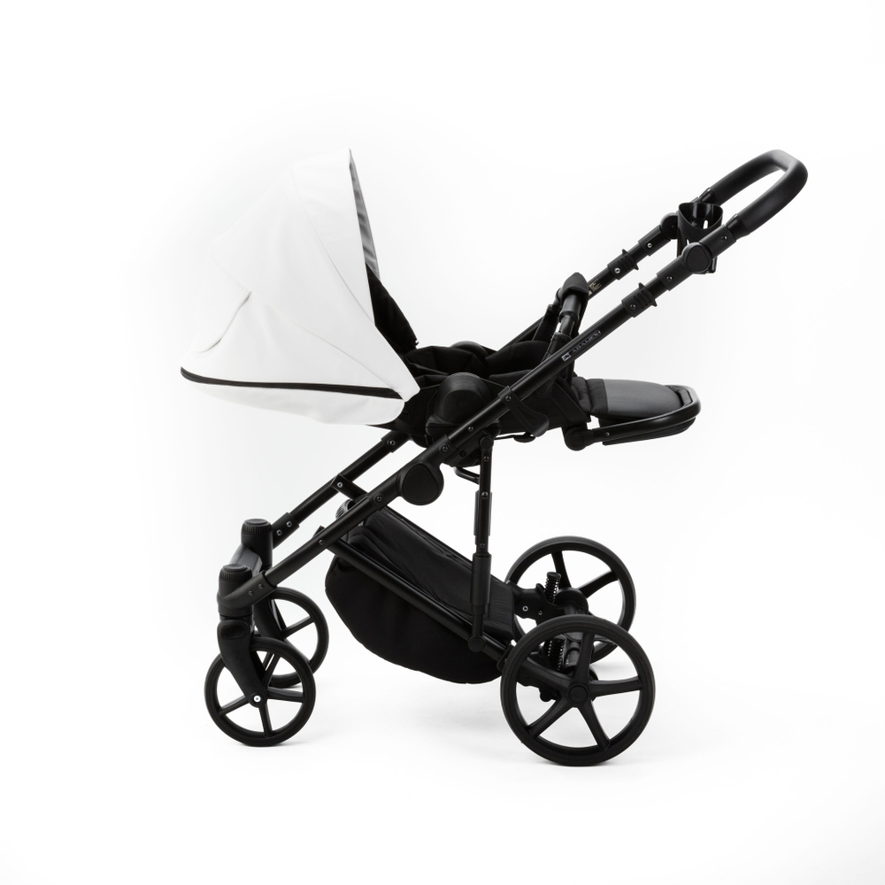 Детская универсальная коляска Adamex ZICO NEW Deluxe ZN-SA1 2в1 (Белая экокожа)