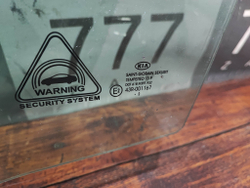 Стекло двери передней левой Kia Ceed 2 (JD) 12-18 Б/У Оригинал 82410A2010