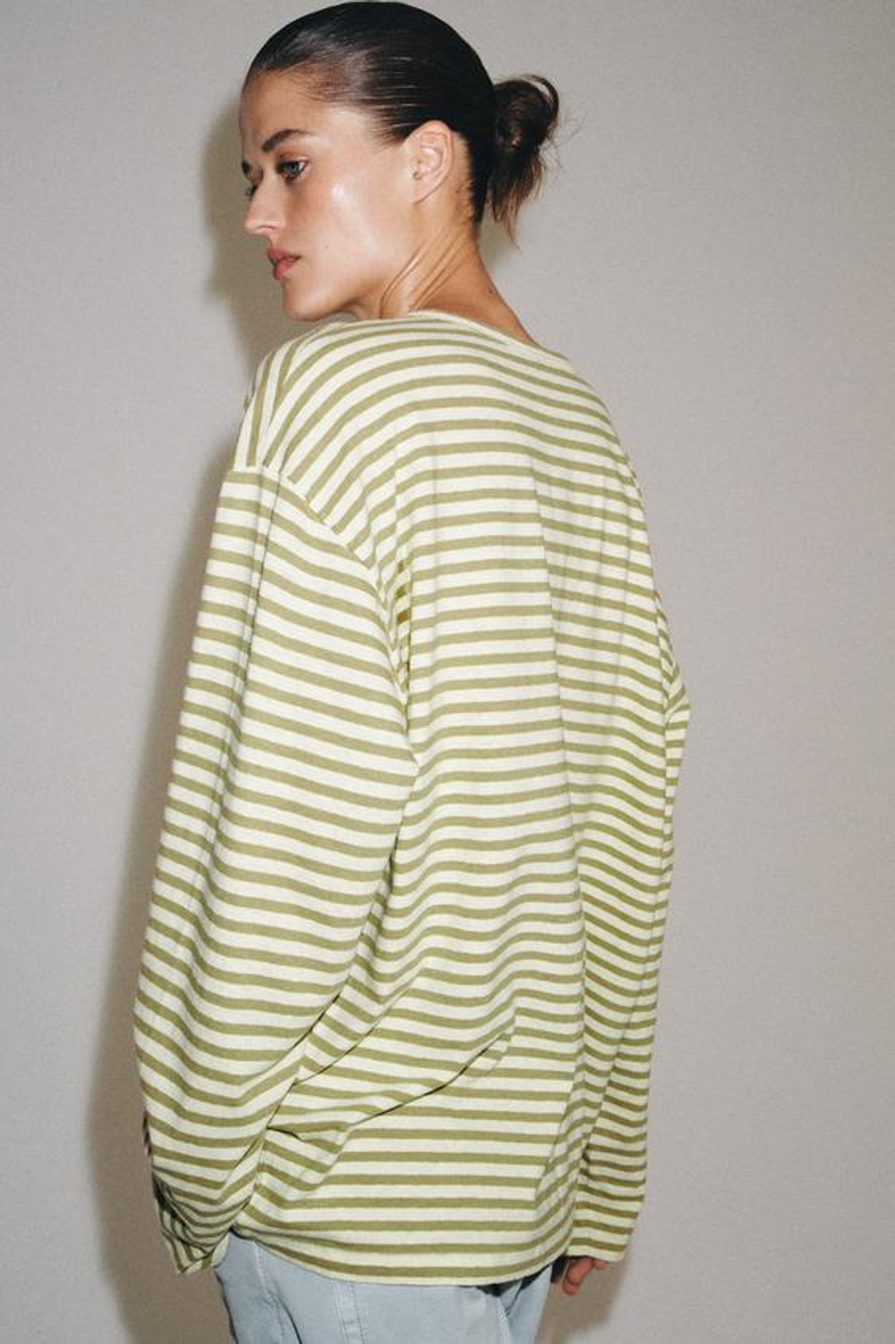ZARA ФУТБОЛКА В ПОЛОСКУ ИЗ ХЛОПКА И ЛЬНА, БЕЖЕВЫЙ/НЕЖНО-КОРИЧНЕВЫЙ