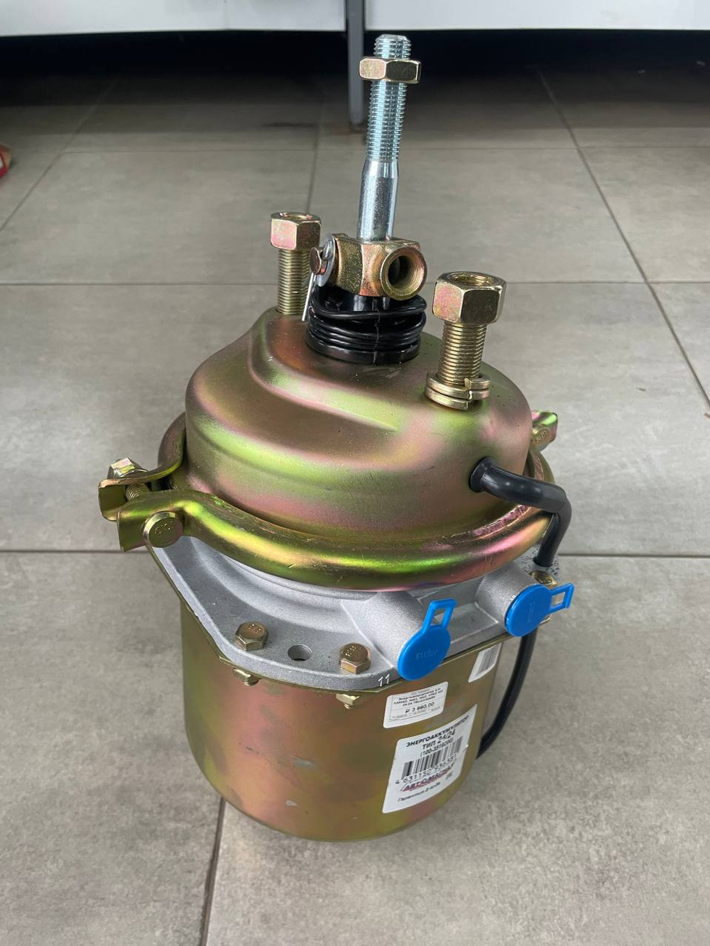 Энергоаккумулятор а/м КАМАЗ, МАЗ, ЗИЛ, КРАЗ тип 24/24 TRUCKMARK