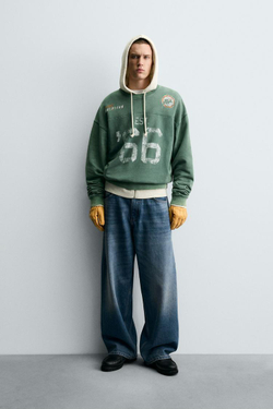 ZARA ТОЛСТОВКА С КРУГЛЫМ ВЫРЕЗОМ И ЛОГОТИПОМ NFL MIAMI DOLPHINS, СВЕТЛО-ЗЕЛЕНЫЙ