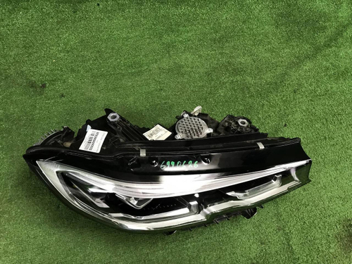 Фара правая BMW 3er G20 (2018-2022) LED (В сборе)