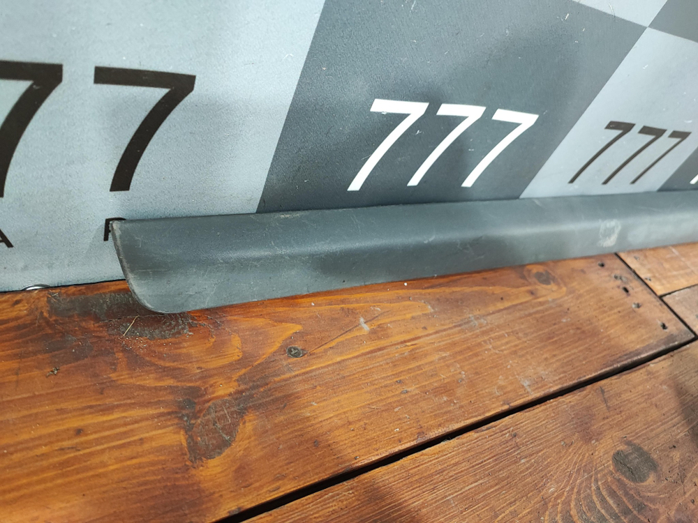 Накладка двери передней левой Ford Kuga 1 (CBV) 08-12 Б/У Оригинал 1707061