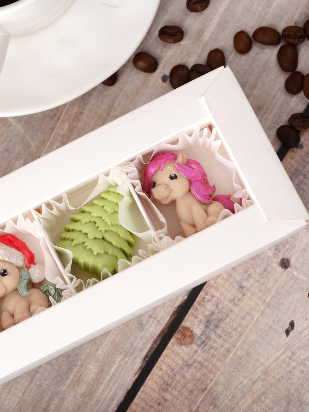 Шоколадный набор "Новогодний" с лошадками #3