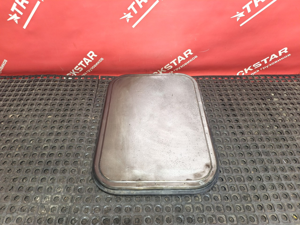 Люк в сборе