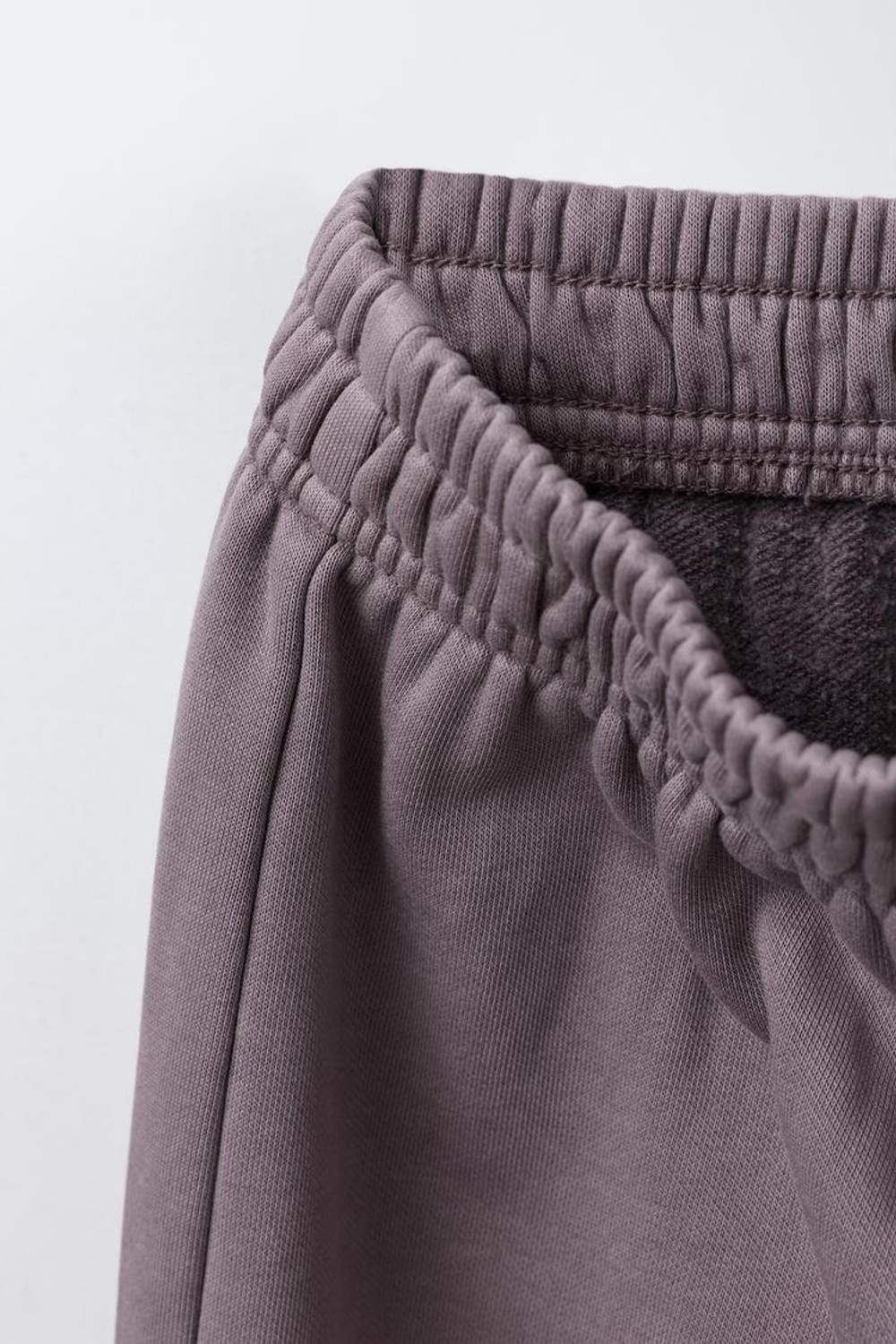 ZARA БРЮКИ WIDE LEG С ЭФФЕКТОМ ПОТЕРТОСТИ, СЛИВОВЫЙ