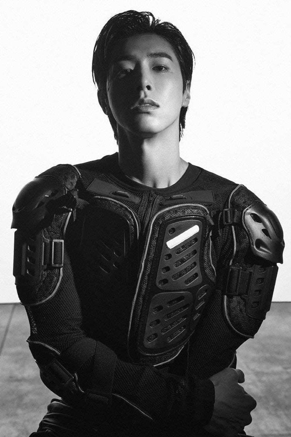 Альбом U-KNOW YOONHO (TVXQ!) - Noir 2nd Mini Album UNCUT Version