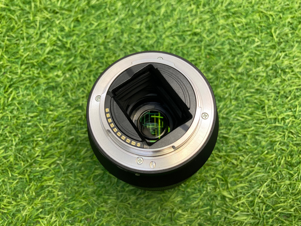 Sony 28-70mm 3.5-5.6 OSS