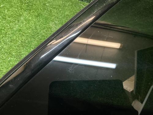 Форточка задняя левая VW Touareg 3 (2018-н.в.)