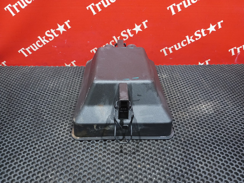 Крышка блока управления шасси 2023г