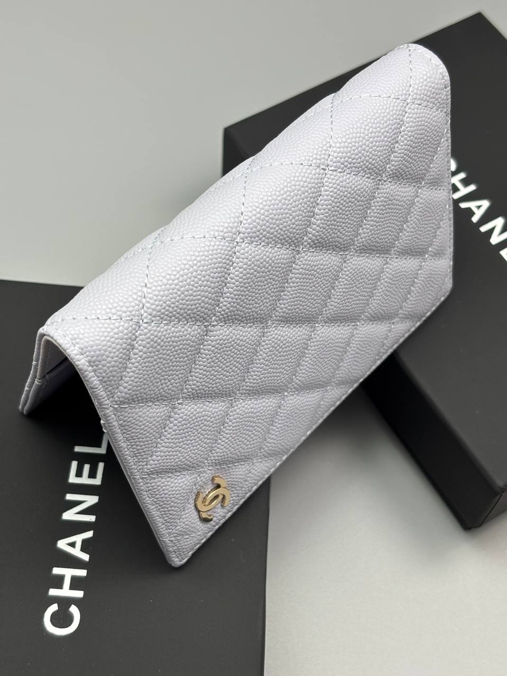 Обложка на паспорт CHANEL