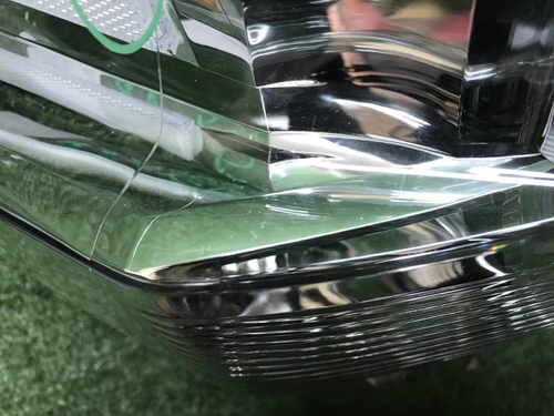 Фара правая Toyota Land Cruiser 200 (2015-2021) LED