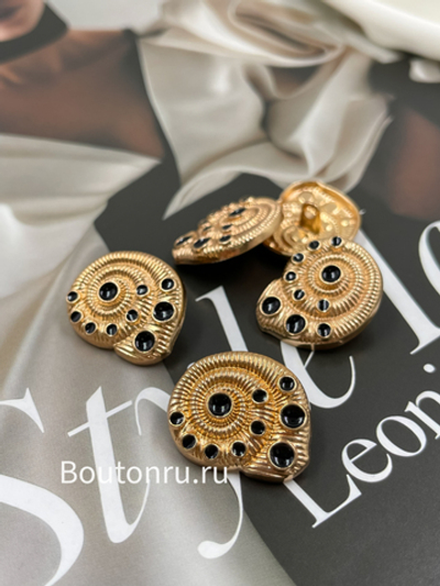 Пуговицы теплое золото Скиапар.черной эмалью в форме ракушки