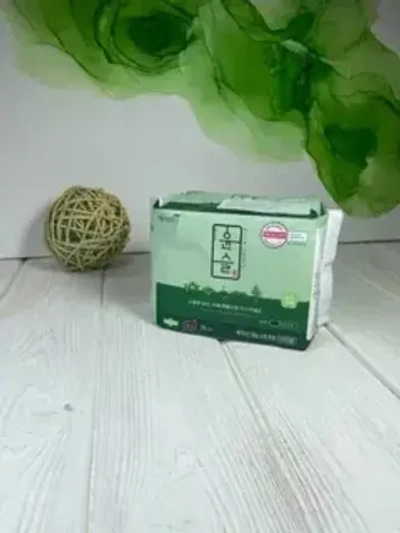 Yejimiin Хлопковые гигиенические травяные прокладки средние 250мм*16шт Mild Herb Cotton Sanitary Pads 16P (Medium)