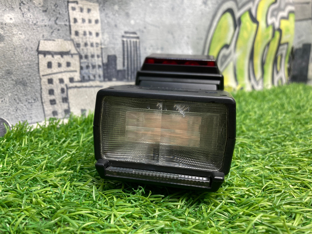 Nikon Speedlight SB-600