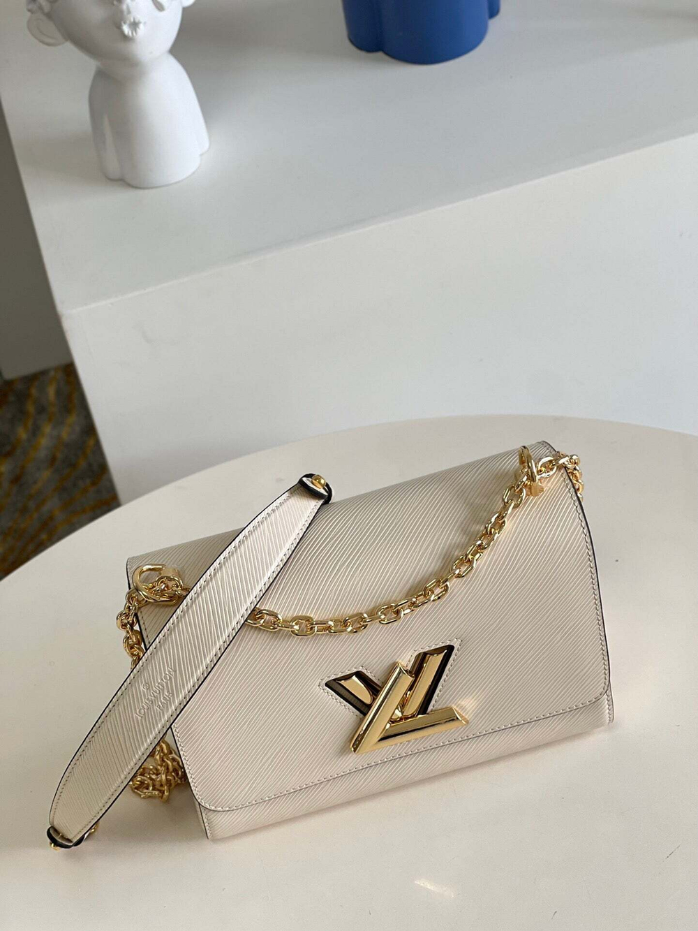 Louis Vuitton Twist MM