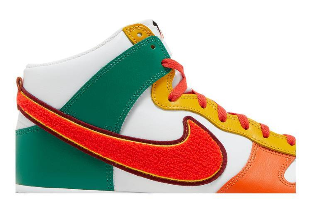 Кроссовки Nike Dunk Retro University "Chenille Swoosh"