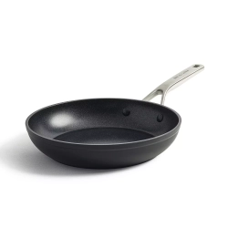 KitchenAid - Сковорода из кованого и закаленного алюминия 30 см / артикул   CC005695-001  / GTIN 4895156698005