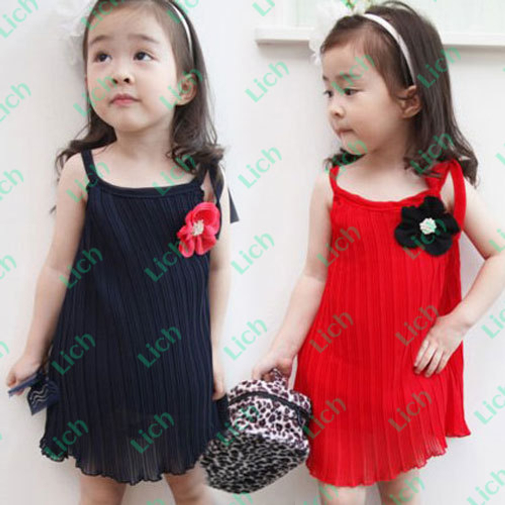 Сарафан детский однотонный плиссированный с декоративным цветком